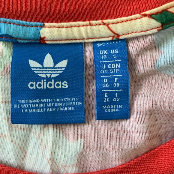 Adidas originals floral t shirt - Picture 2 of 2